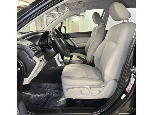 Used 2015 Subaru Forester 2.5i AWD/4WD image 19