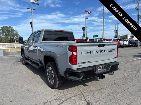 Used 2024 Chevrolet Silverado 2500 Custom w/ Custom Value Package AWD/4WD image 3
