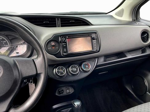 Used 2015 Toyota Yaris L FWD image 6