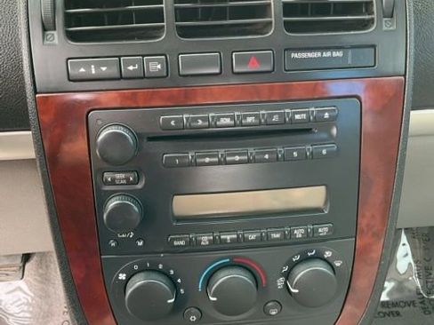 Used 2005 Chevrolet Uplander w/ Climate Package FWD image 17