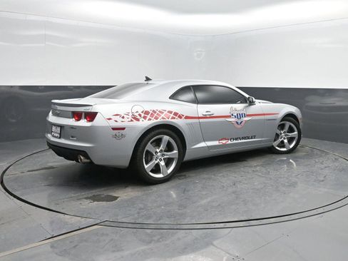 Used 2010 Chevrolet Camaro SS image 2
