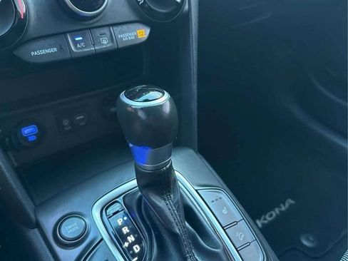 Used 2019 Hyundai Kona SEL w/ SEL Tech Package 02 FWD image 21