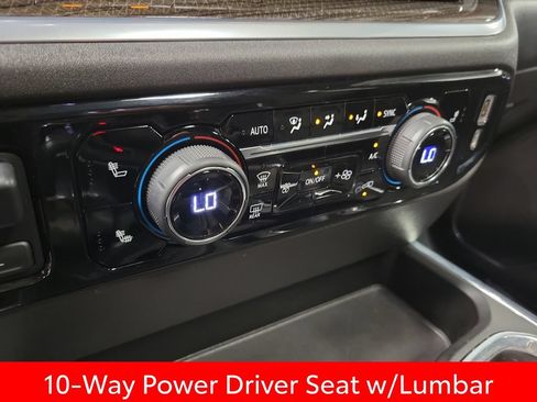 Used 2022 Chevrolet Silverado 1500 LT Trail Boss w/ LT Trail Boss Premium Package AWD/4WD image 22