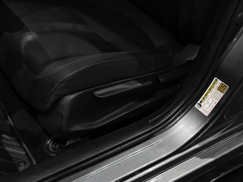 Used 2018 Honda Civic Sport image 24