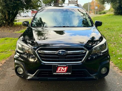 Used 2018 Subaru Outback 2.5i Premium image 3