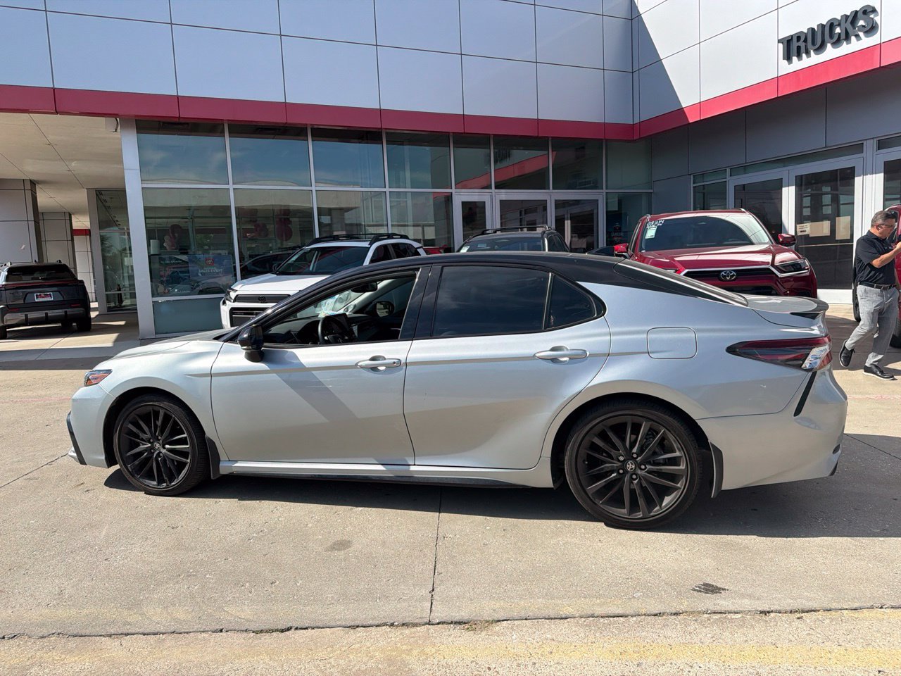 Used 2024 Toyota Camry XSE w/ Navigation Package FWD image 6