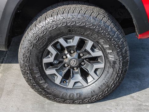 Used 2023 Toyota Tacoma TRD Off-Road image 11