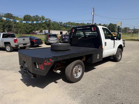 Used 2016 Ford F350 XL w/ XL Value Package AWD/4WD image 4