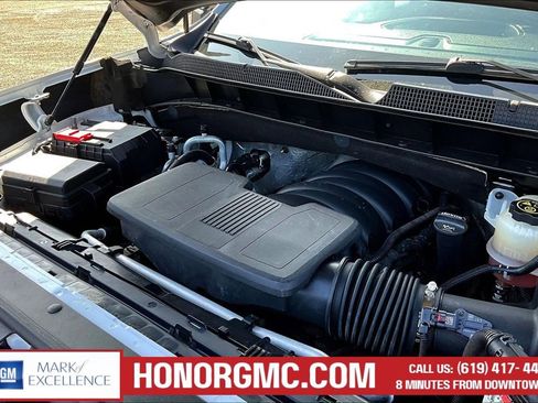Used 2022 Chevrolet Silverado 1500 RST AWD/4WD image 30