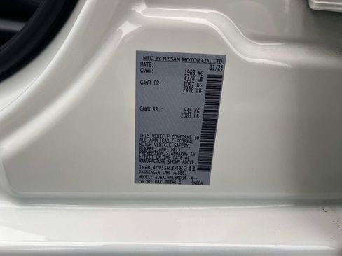 Used 2025 Nissan Altima 2.5 SV FWD image 20