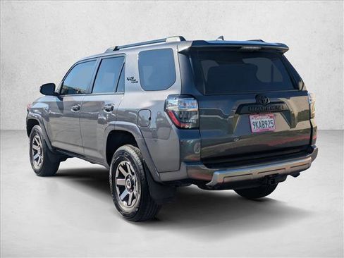 Used 2022 Toyota 4Runner TRD Off-Road image 8