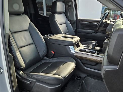 Used 2022 GMC Sierra 1500 Elevation w/ Elevation Premium Package image 15