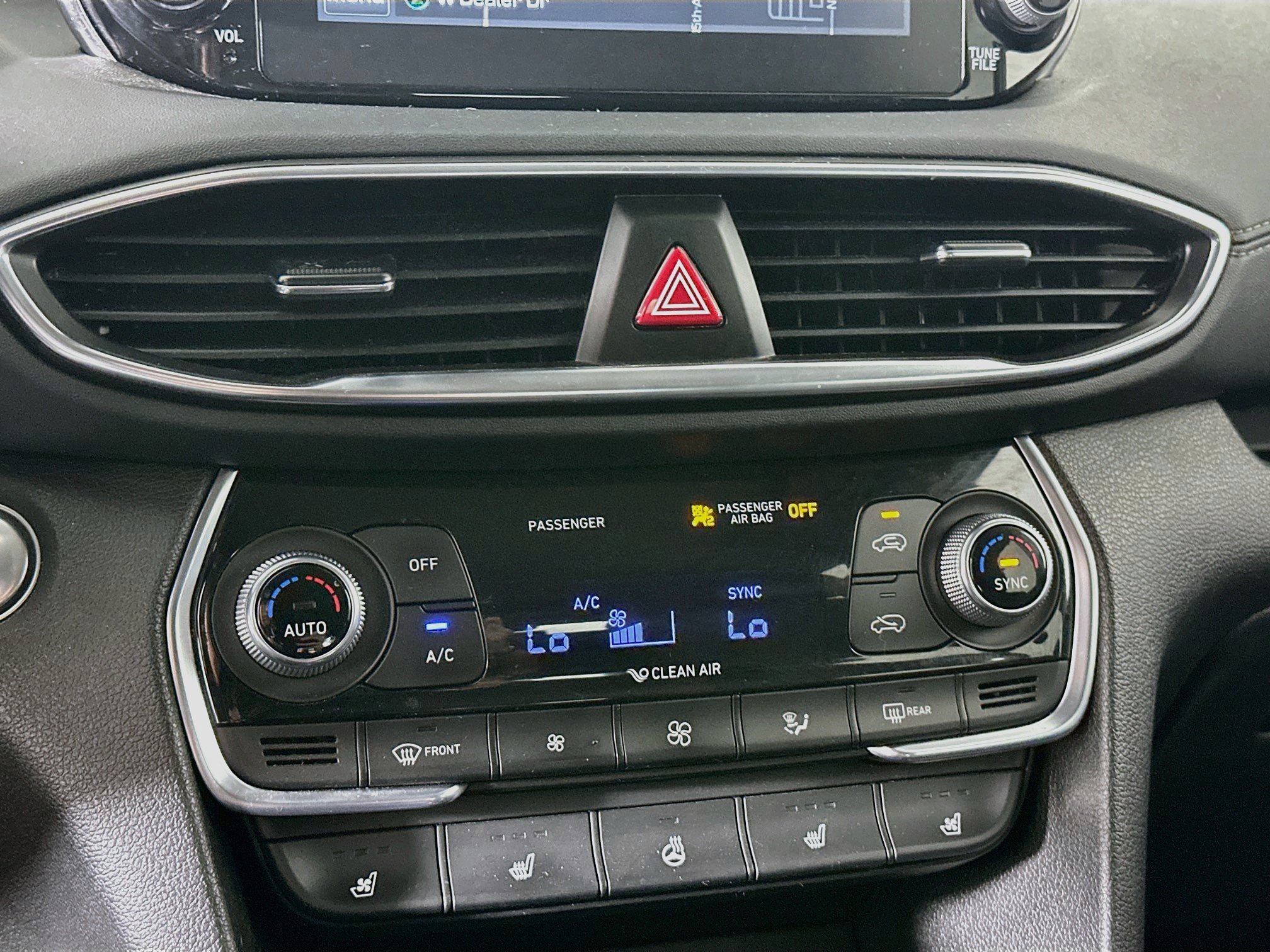 Used 2020 Hyundai Santa Fe Limited FWD image 24