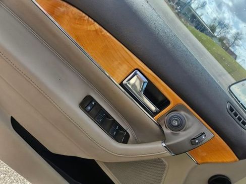 Used 2014 Lincoln MKX FWD w/ Walnut Swirl Wood Package image 11