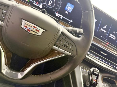 Used 2022 Cadillac Escalade Sport Platinum w/ Heavy-Duty Trailer Package AWD/4WD image 76