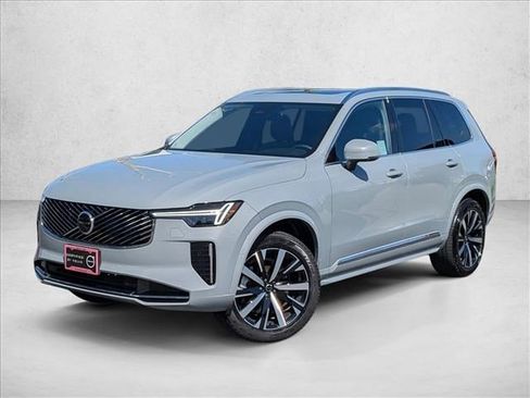 Certified 2026 Volvo XC90 B5 Core AWD/4WD image 1