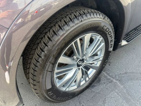 Used 2023 INFINITI QX80 Luxe w/ Cargo Package AWD/4WD image 27