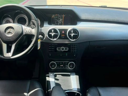 Used 2015 Mercedes-Benz GLK 350 2WD image 23