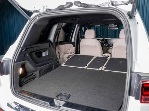 Certified 2025 Mercedes-Benz GLB 250 image 7