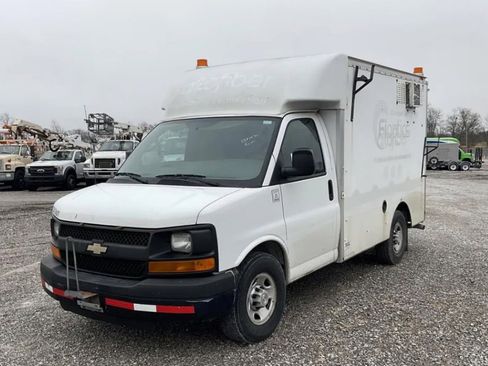 Used 2012 Chevrolet Express 3500 image 1