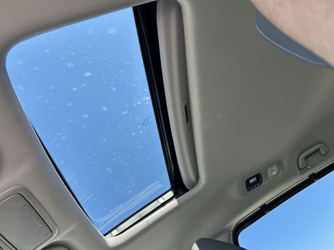 Used 2023 Honda Odyssey EX-L image 16