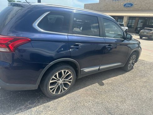 Used 2016 Mitsubishi Outlander GT AWD/4WD image 6