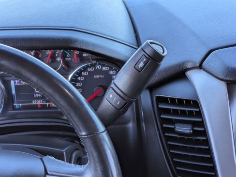 Used 2019 GMC Yukon XL SLT image 21