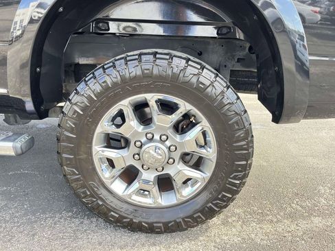 Used 2016 RAM 2500 Limited image 11