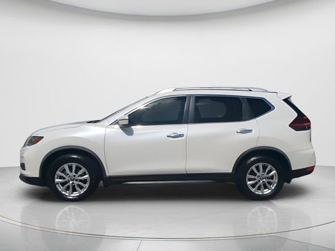 Certified 2020 Nissan Rogue SV image 7