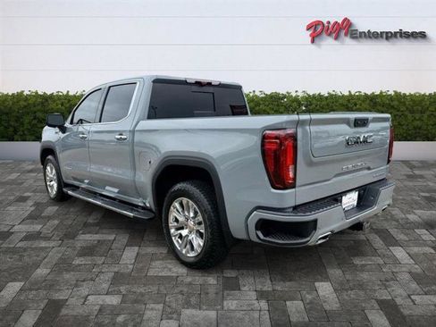 Used 2025 GMC Sierra 1500 Denali w/ Technology Package AWD/4WD image 2