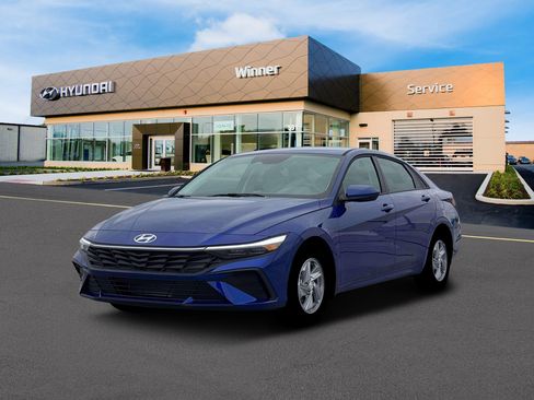 New 2026 Hyundai Elantra SE image 1