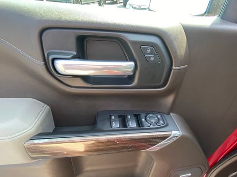 Used 2020 Chevrolet Silverado 1500 RST AWD/4WD image 11