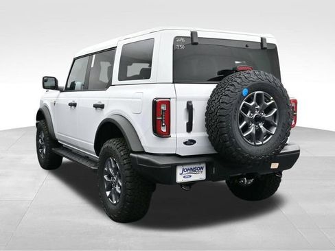 New 2025 Ford Bronco Badlands image 7