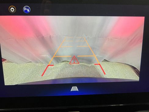 Used 2025 Chevrolet Equinox LT FWD image 15