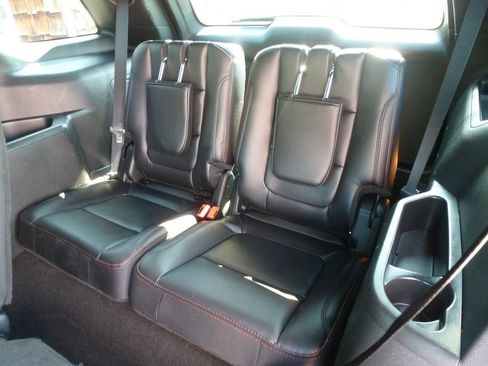 Used 2019 Ford Explorer Sport w/ Equipment Group 401A AWD/4WD image 28