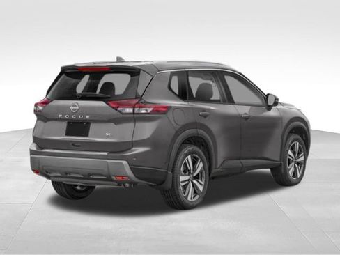 Certified 2025 Nissan Rogue SL FWD image 38