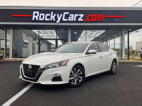 Used 2020 Nissan Altima 2.5 S FWD image 1