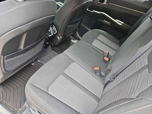Used 2022 Kia Sorento LX FWD image 30