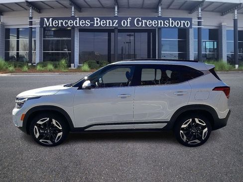 Used 2025 Kia Seltos SX w/ SX Sunroof Package image 4