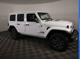 New 2025 Jeep Wrangler Sahara 360° Tour