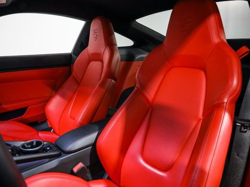 Used 2022 Porsche 911 GT3 image 45