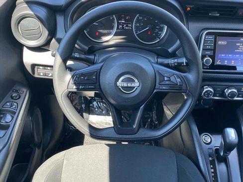 Used 2024 Nissan Kicks S FWD image 6