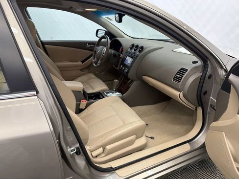 Used 2012 Nissan Altima 2.5 SL w/ 2.5SL Pkg FWD image 14