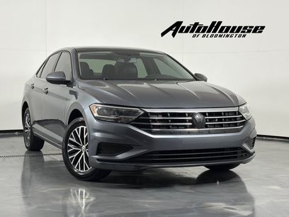 Used 2019 Volkswagen Jetta SE w/ Cold Weather Package