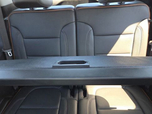 Used 2023 GMC Acadia AT4 w/ Technology Package image 6