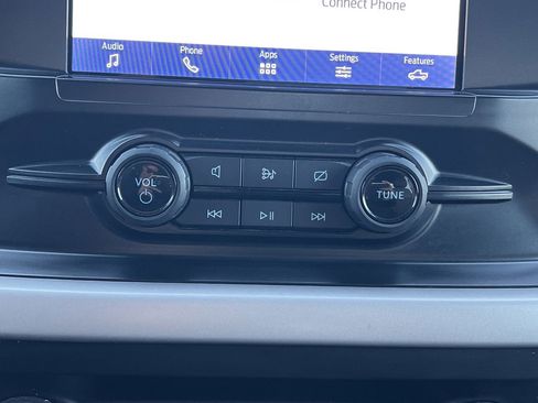 Used 2023 Ford F150 XLT image 4