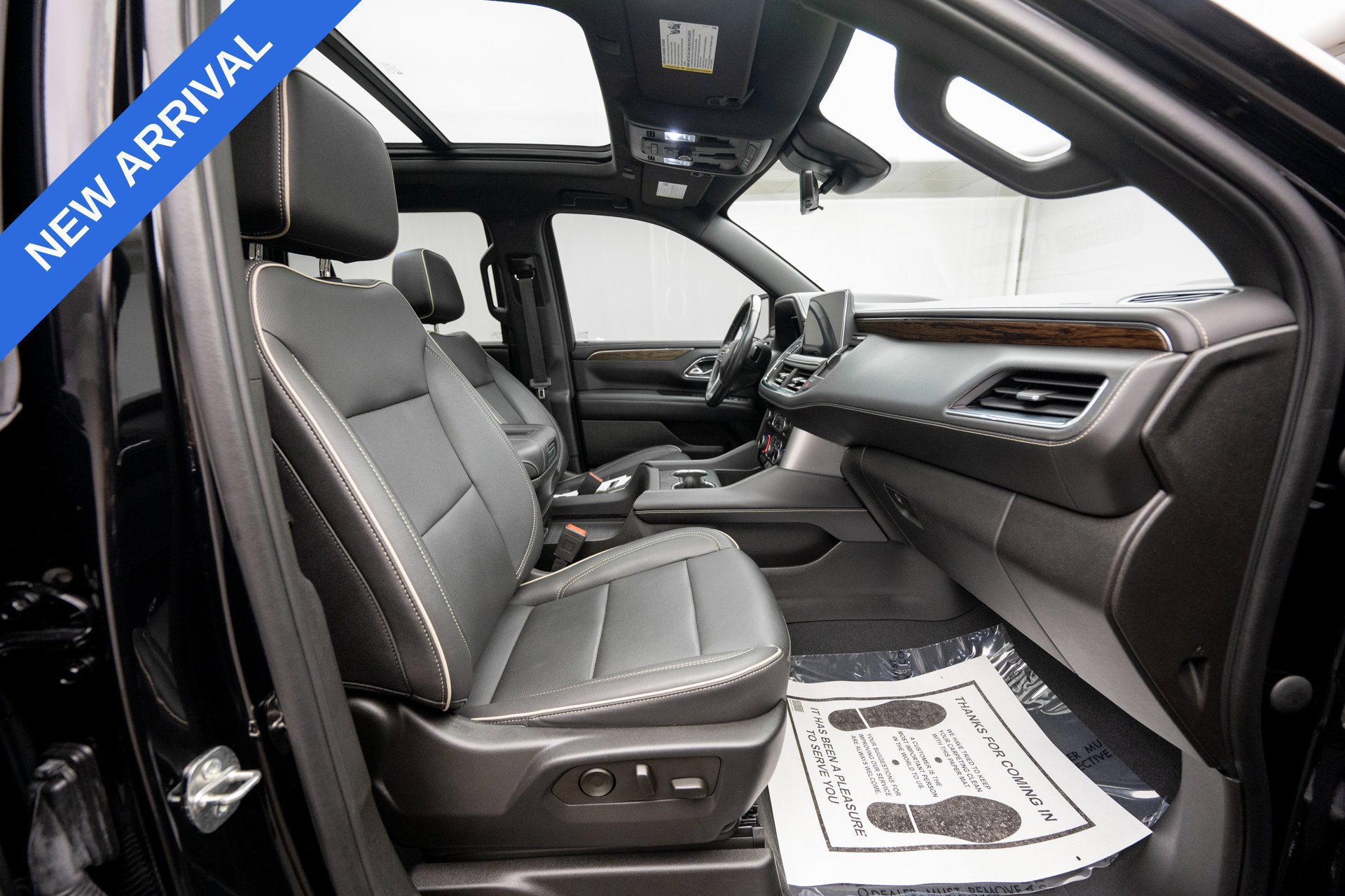 Used 2023 Chevrolet Tahoe Premier AWD/4WD image 13