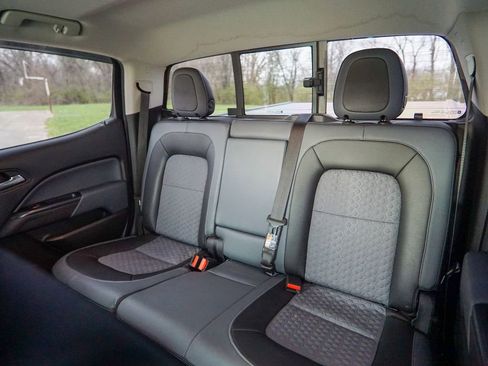 Used 2016 Chevrolet Colorado Z71 image 24