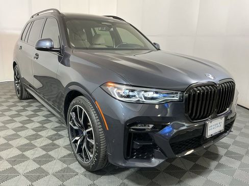 Certified 2022 BMW X7 xDrive40i w/ M Sport Package image 4