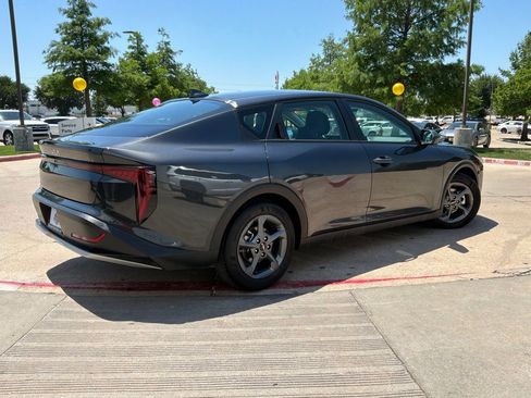 Used 2025 Kia K4 FWD image 6